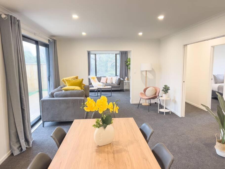 Rotorua Sunshine Brand New 4 Bedroom House Eksteriør bilde