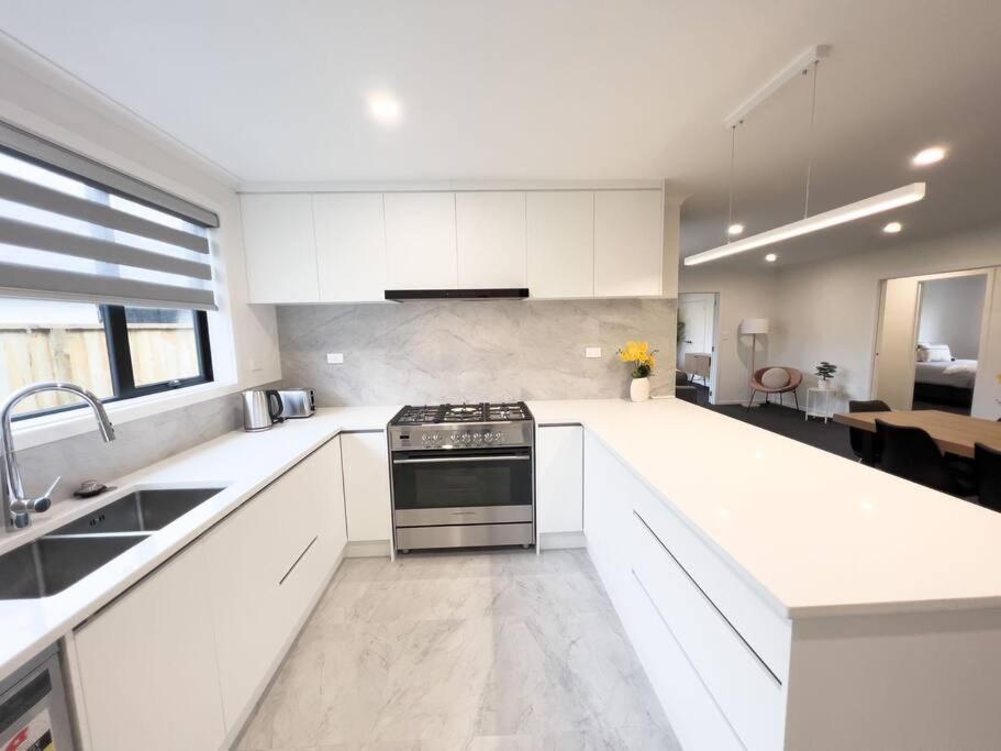 Rotorua Sunshine Brand New 4 Bedroom House Eksteriør bilde