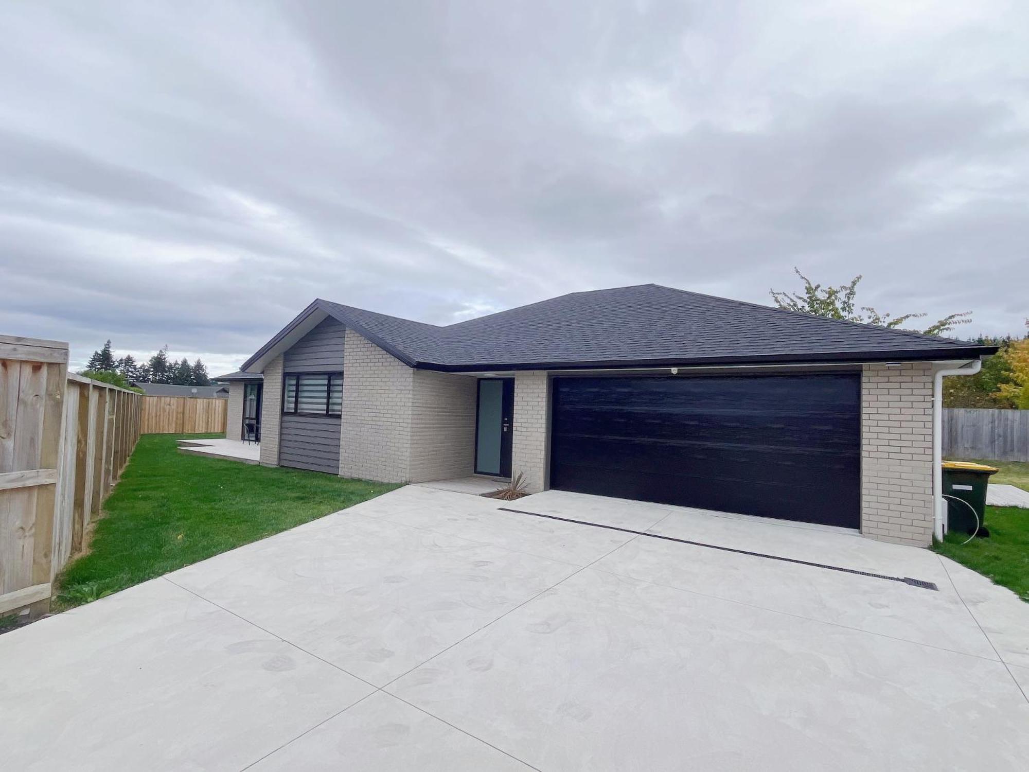 Rotorua Sunshine Brand New 4 Bedroom House Eksteriør bilde